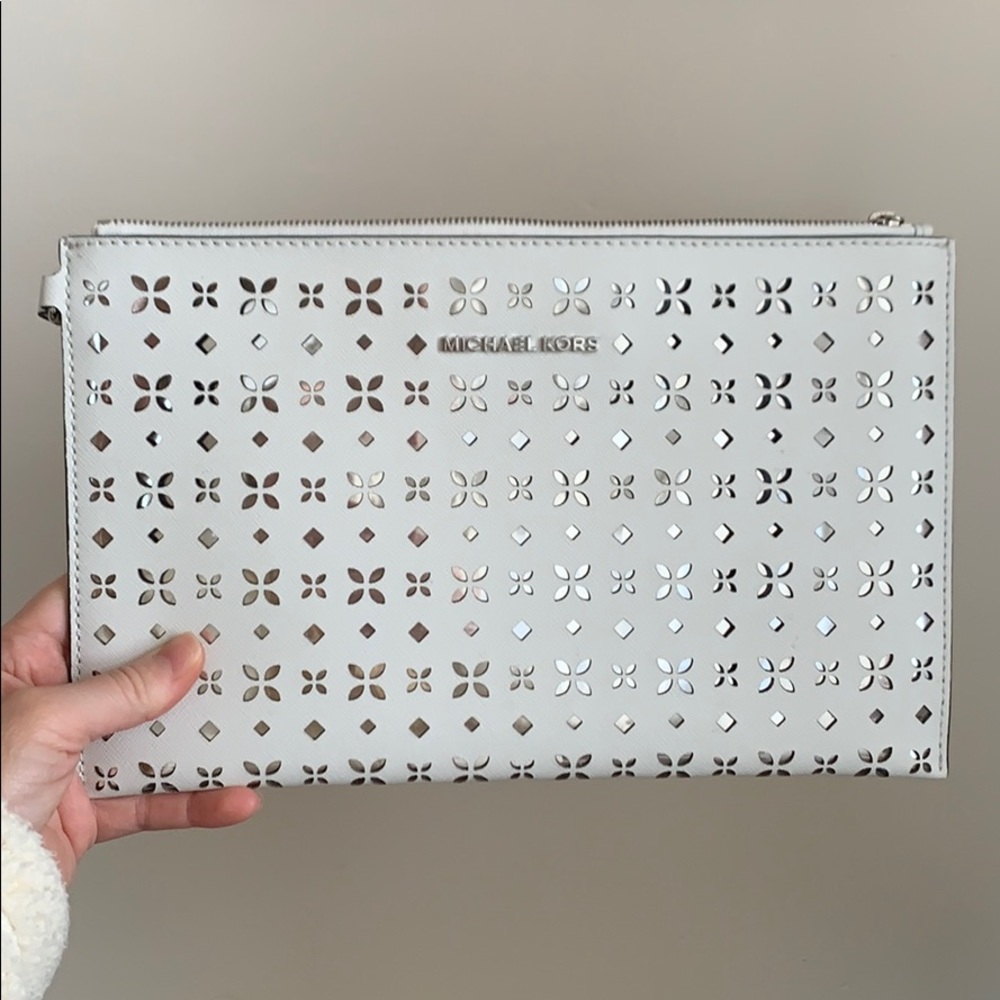 Michael Kors Jet Set White/Silver Clutch Wristlet